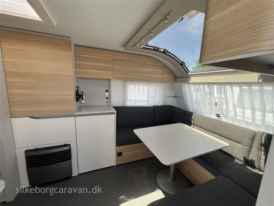 Adria Adora 593 UK